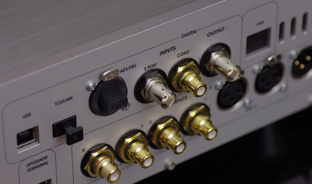 6 Moons Vermeer Audio Two 9