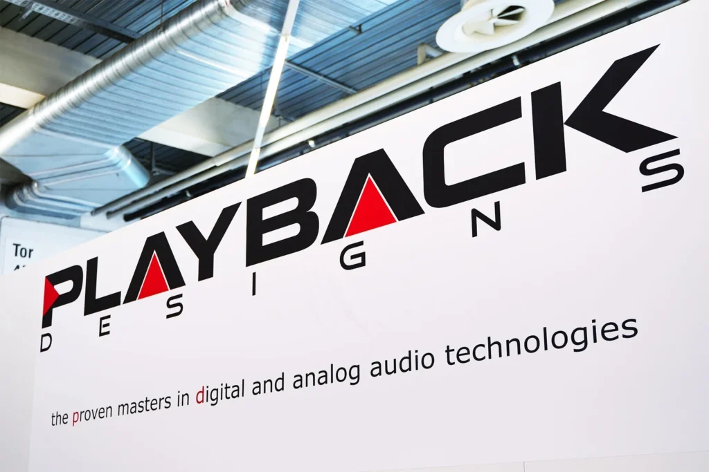 DDOMAG Sur Le Playback Designs SPA 8 02