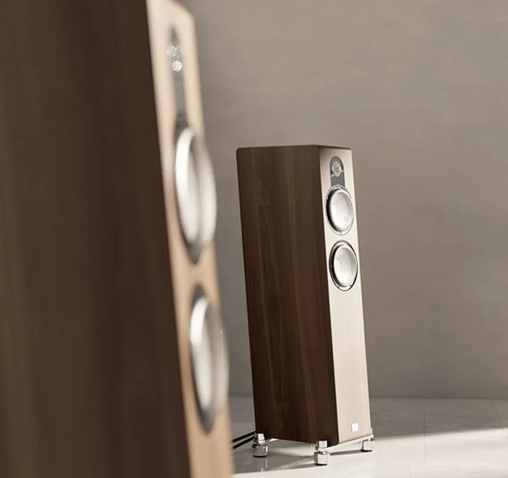 Enjoy The Music sur l’enceinte Marten Parker Trio Diamond Edition 07