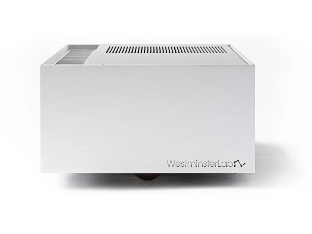 Fidelity Magazine sur les Westminster Rei (amplis monobloc) et Quest (préampli) 05