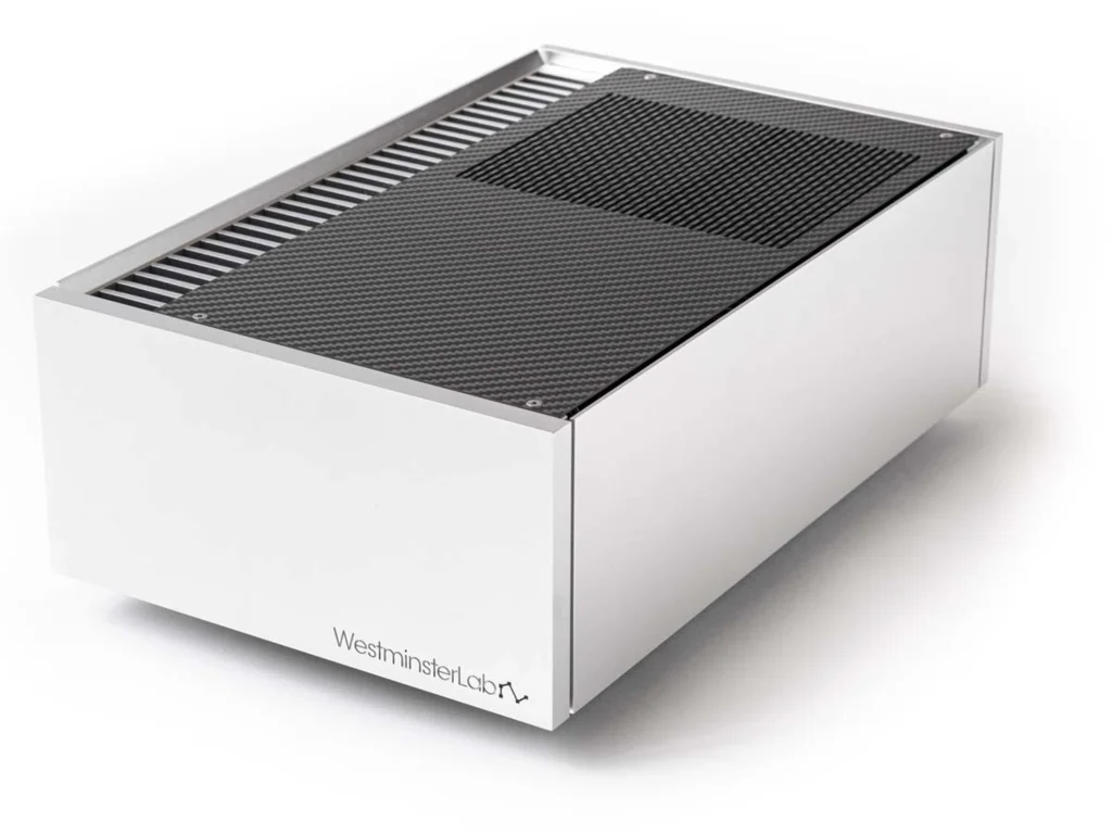 Fidelity Magazine sur les Westminster Rei (amplis monobloc) et Quest (préampli) 08