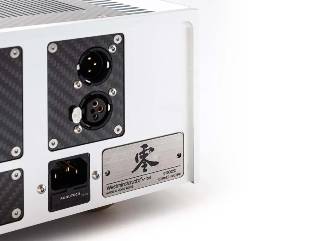 Fidelity Magazine sur les Westminster Rei (amplis monobloc) et Quest (préampli) 11