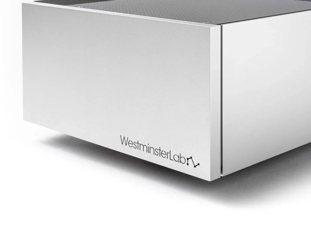 Fidelity Magazine sur les Westminster Rei (amplis monobloc) et Quest (préampli) 12