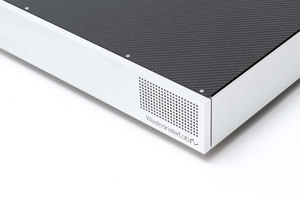 Fidelity Magazine sur les Westminster Rei (amplis monobloc) et Quest (préampli) 14