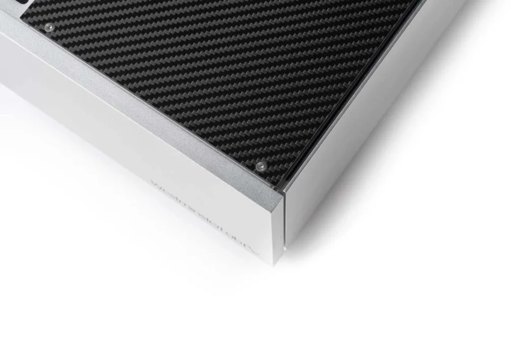 Fidelity Magazine sur les Westminster Rei (amplis monobloc) et Quest (préampli) 16