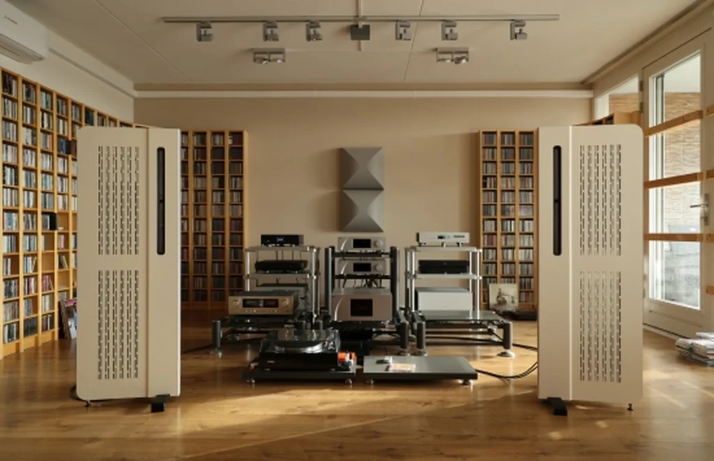 HFA Diptyque Dp140 MkII 8