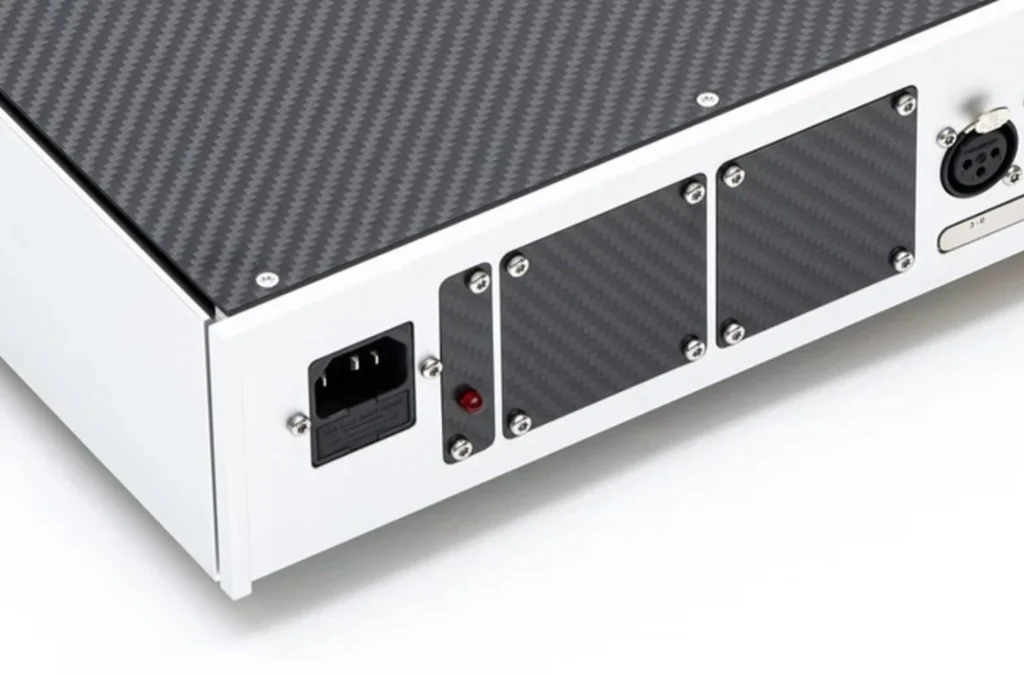 HIFI Advice HFA Sur Le Preamplificateur WestminsterLab Quest 07