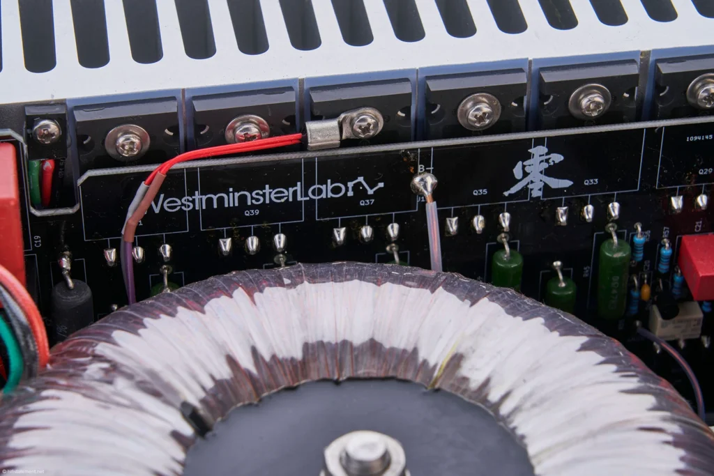 HIFI Statement Sur Le Preampli Quest Et Les Amplis Mono Rei De WestminsterLab 06