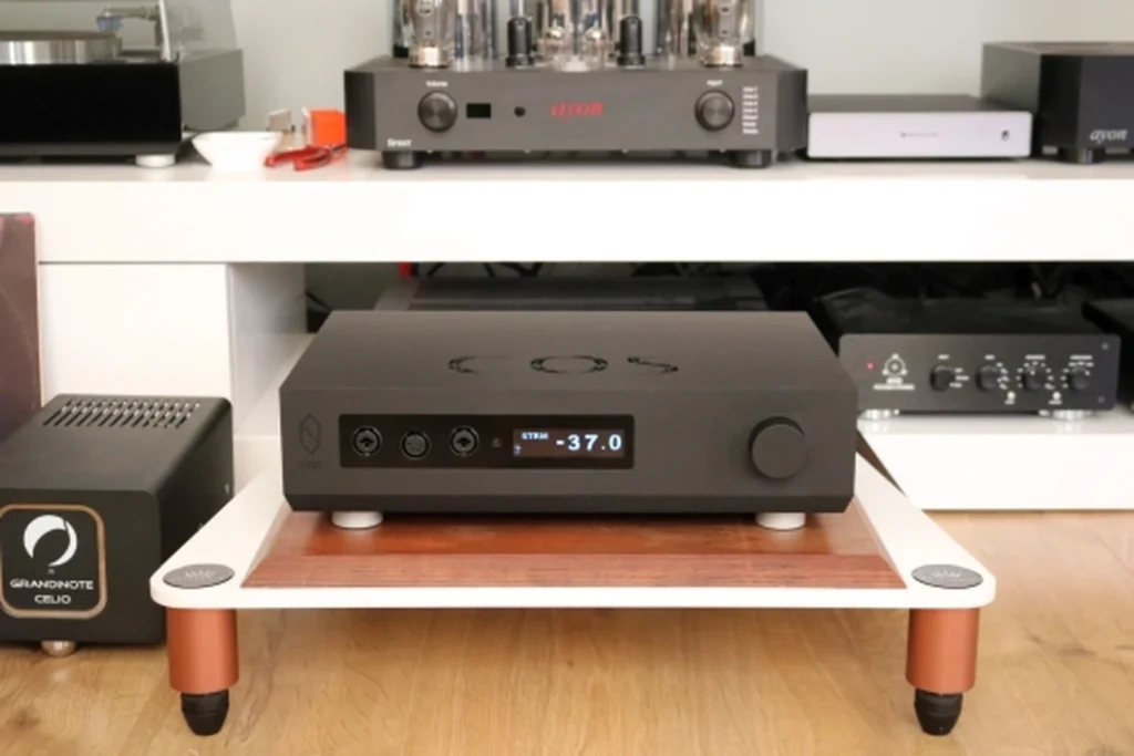 Hi Fi Advice Sur Le Cos Engineering D10 V2 04