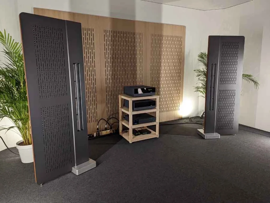 Hi Fi Pig Sur Les Enceintes Diptyque Audio Reference 03
