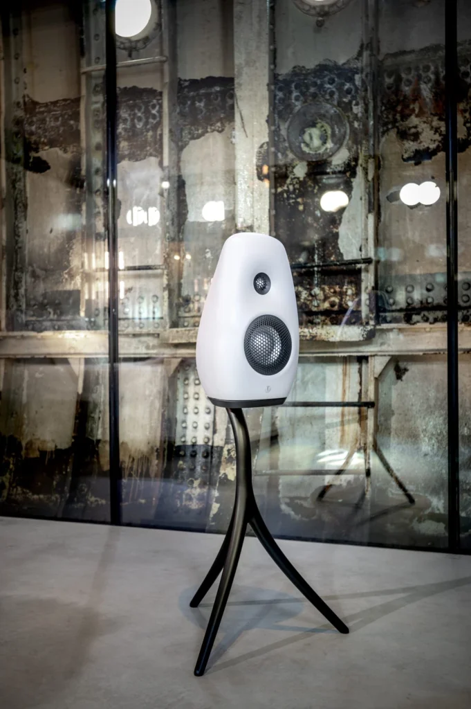 Hi Fi Sur Les Vivid Audio Kaya S12 03