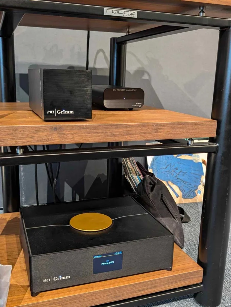 HiFi Pig sur le phonostage Grimm Audio PW1 02