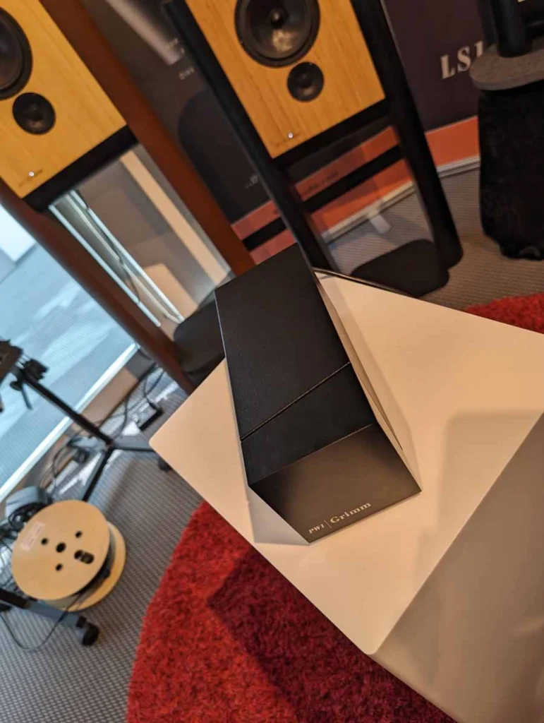 HiFi Pig sur le phonostage Grimm Audio PW1 07