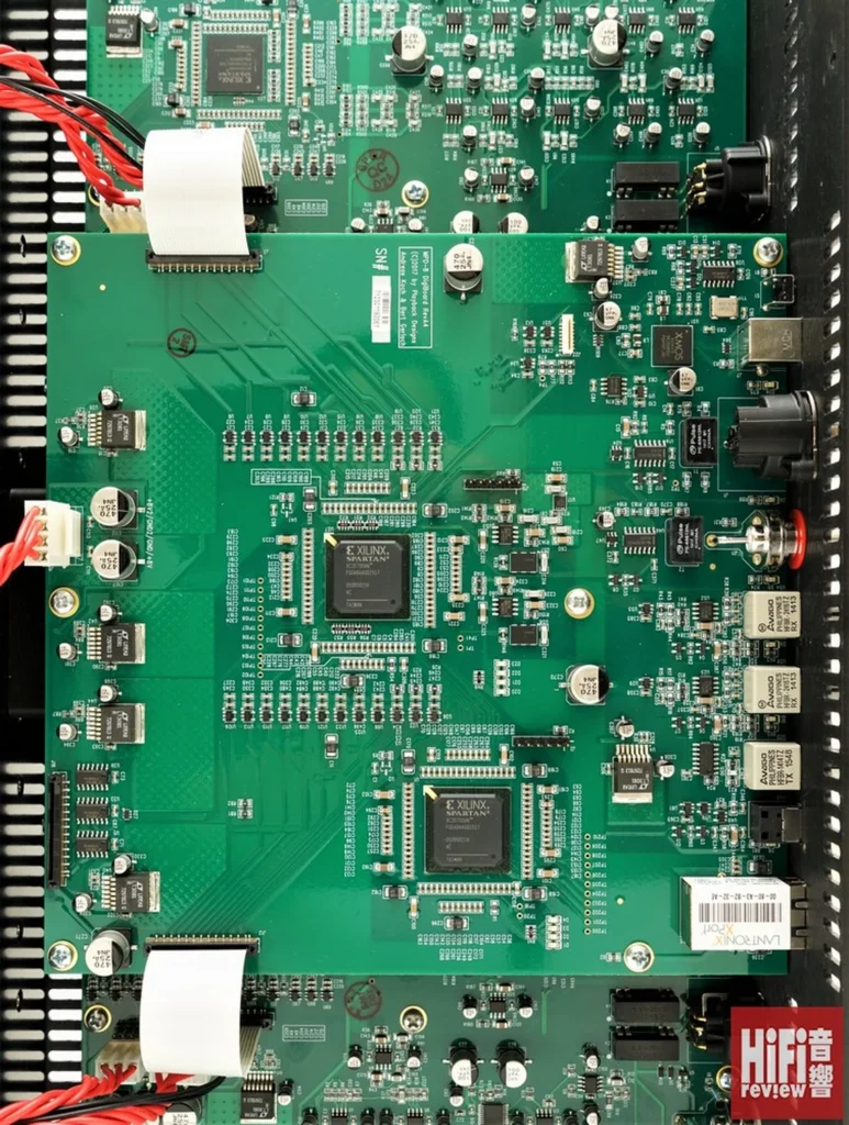 HiFi Review sur les Playback MPD-8 (DAC) et MPT-8 (transport) 04