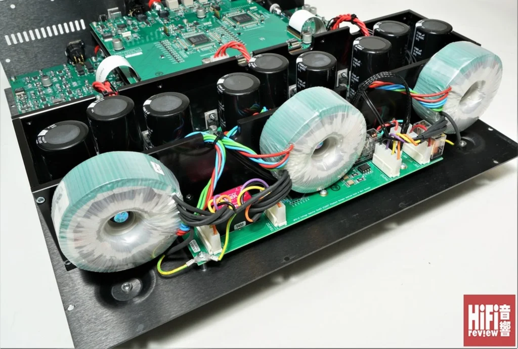 HiFi Review sur les Playback MPD-8 (DAC) et MPT-8 (transport) 11