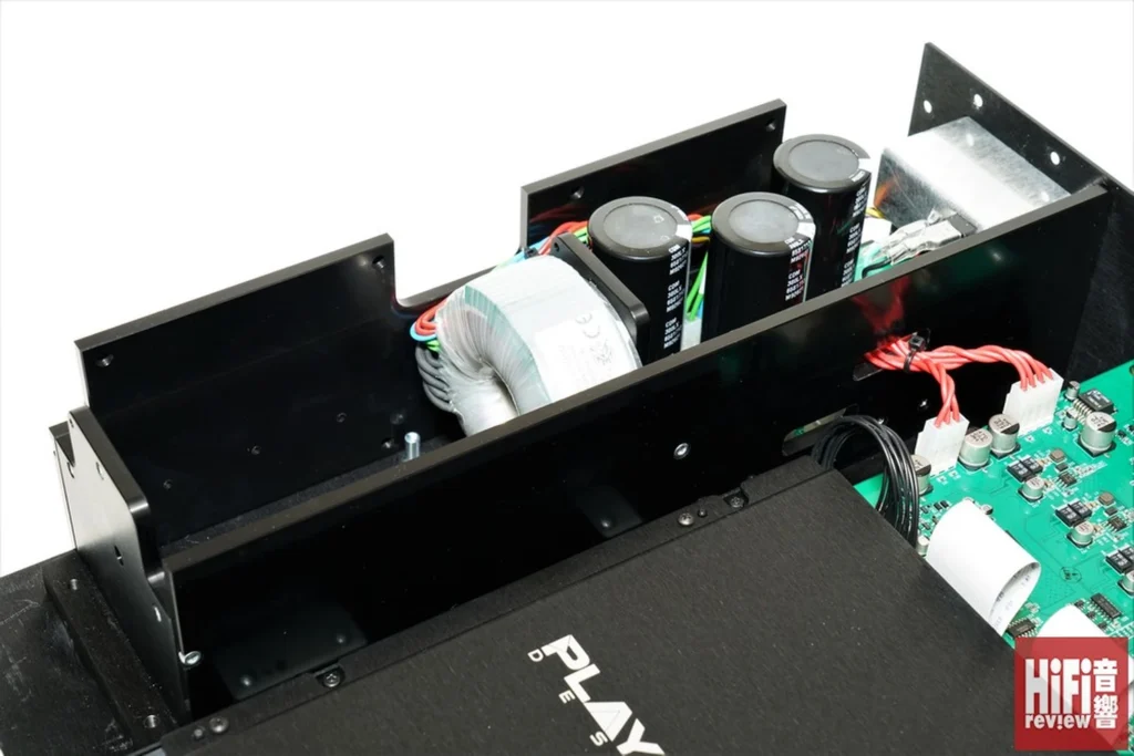 HiFi Review sur les Playback MPD-8 (DAC) et MPT-8 (transport) 14