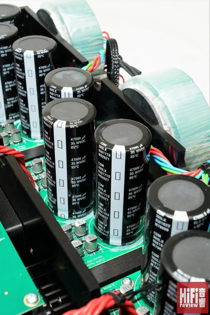 HiFi Review sur les Playback MPD-8 (DAC) et MPT-8 (transport) 16