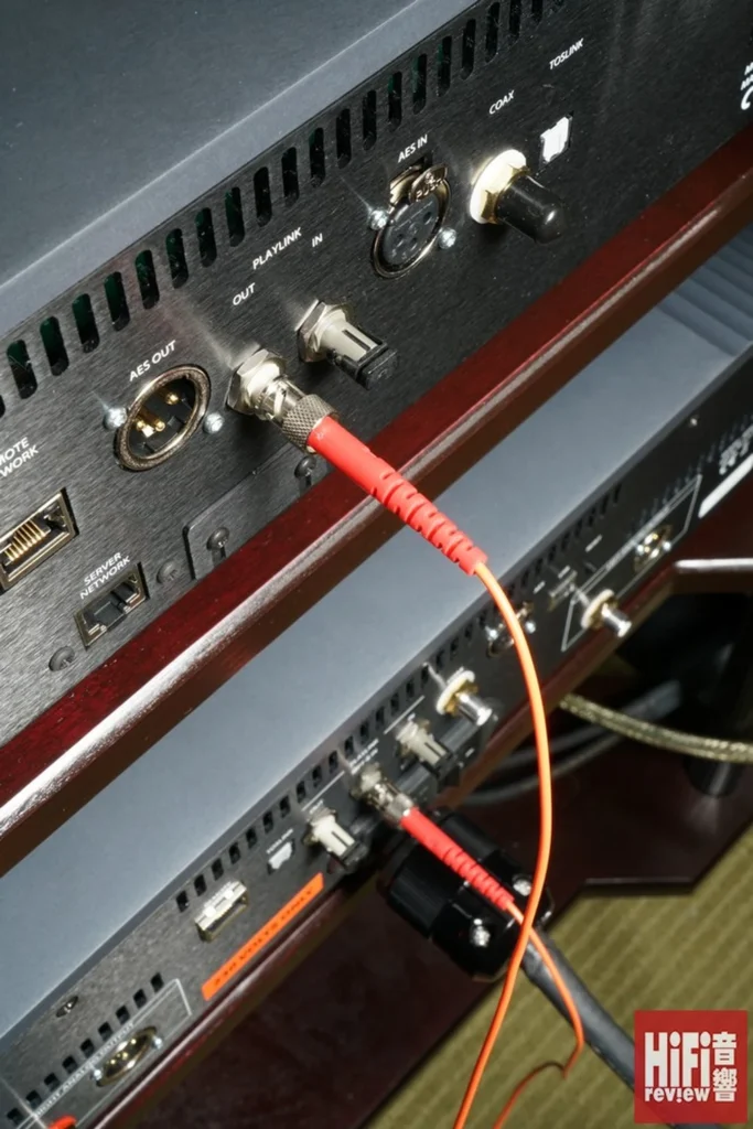 HiFi Review sur les Playback MPD-8 (DAC) et MPT-8 (transport) 21