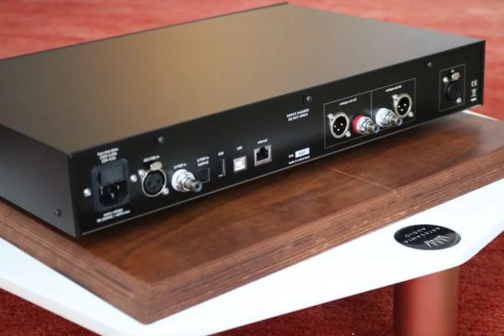 Hifi Advice HFA Sur Le Weiss DAC502 03