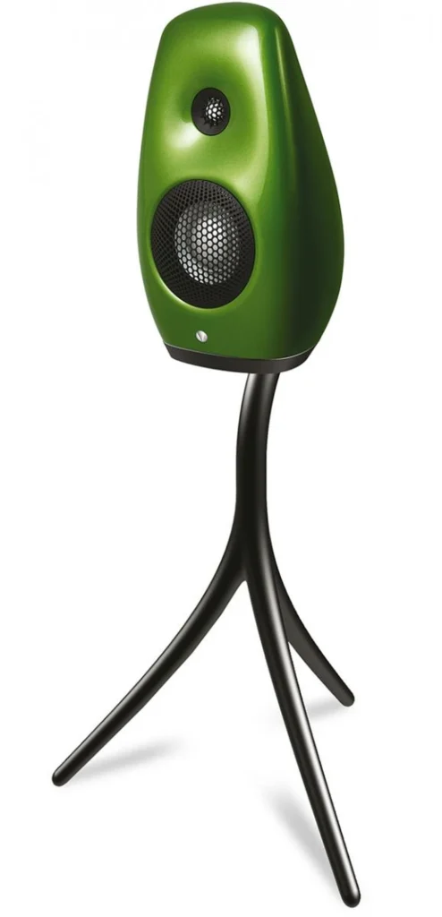 Hifi News Sur Les Kaya S12 De Vivid Audio 01