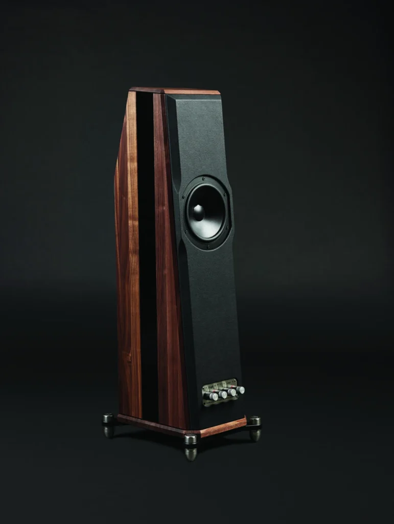 Hifiplus – Peak Consult Sonora (1)