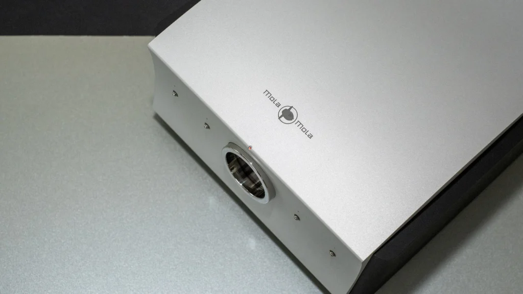 LB Tech Reviews sur le phonostage Mola-Mola Lupe 02