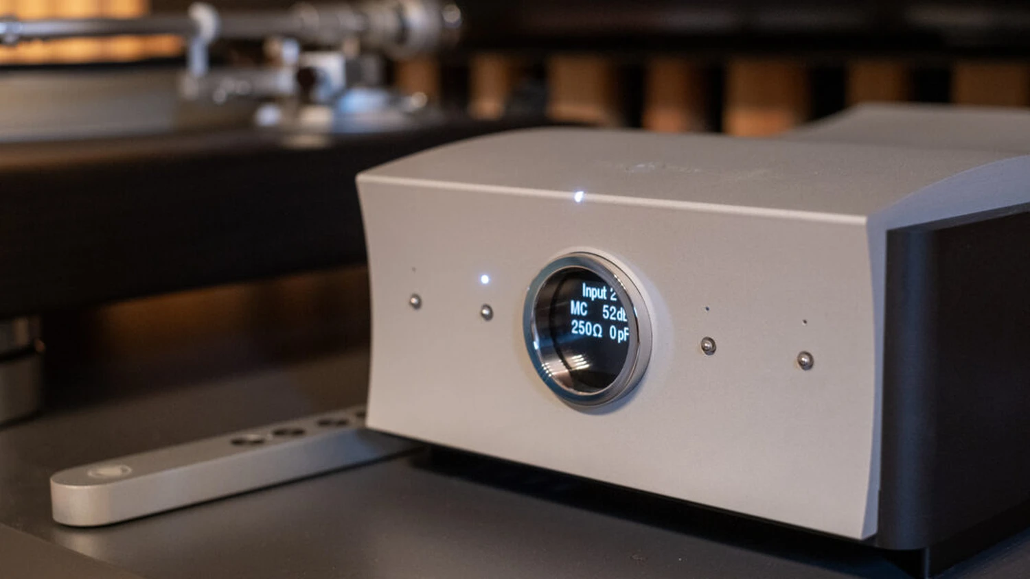 LB Tech Reviews sur le phonostage Mola-Mola Lupe 08