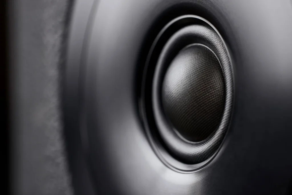 LowBits sur les enceintes Peak Consult Dragon Legacy 04