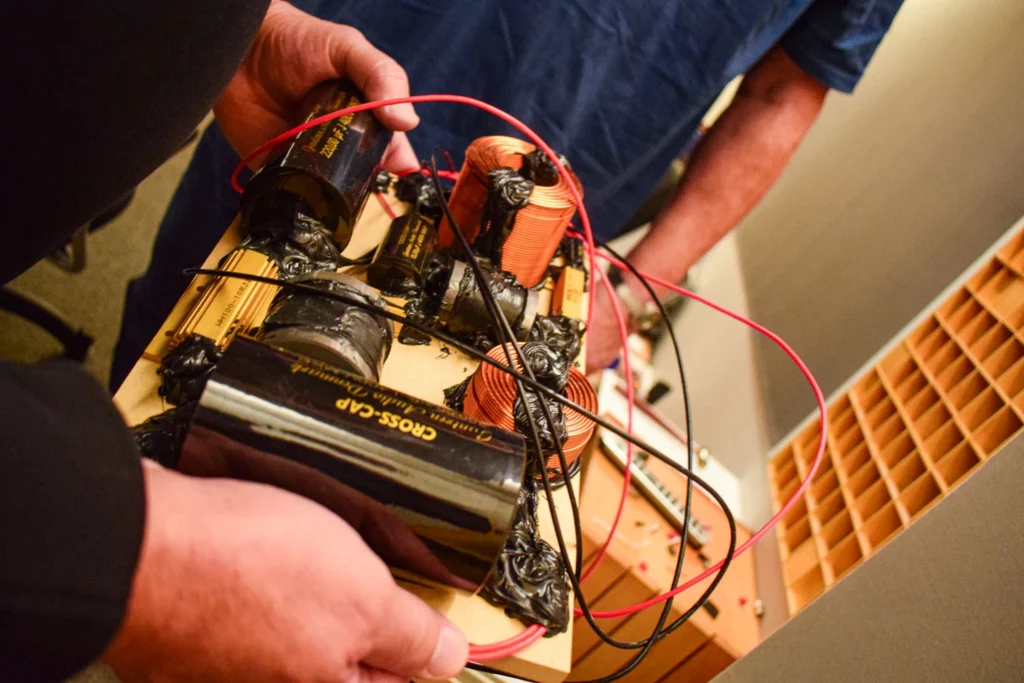 LowBits sur les enceintes Peak Consult Dragon Legacy 11