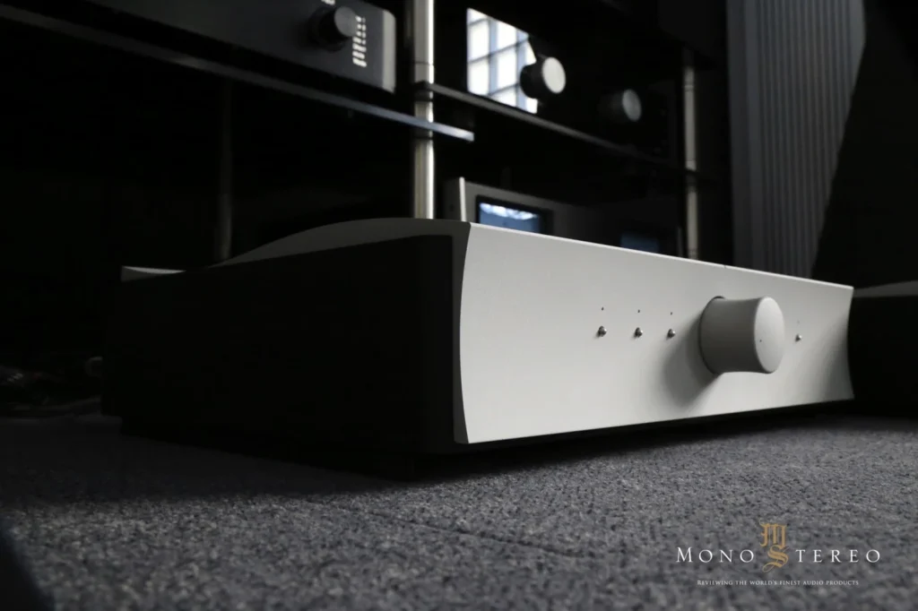 Mono Stereo Sur Le Mola Mola Makua 11