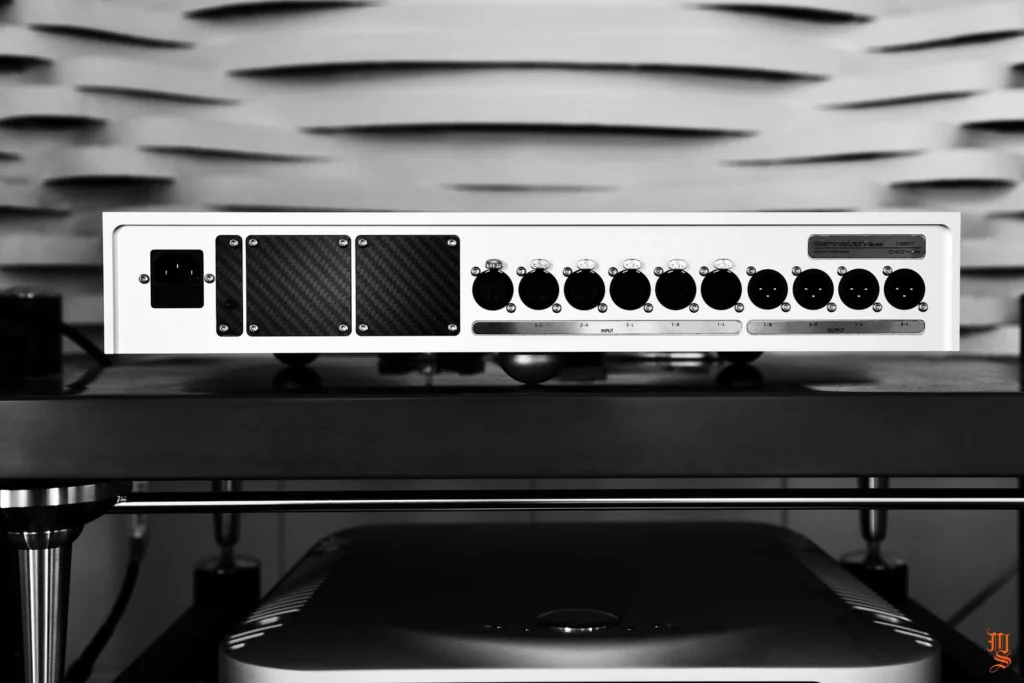 Mono Amp Stereo Sur Le WestminsterLab Quest 11