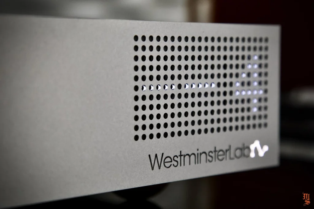 Mono Amp Stereo Sur Le WestminsterLab Quest 12