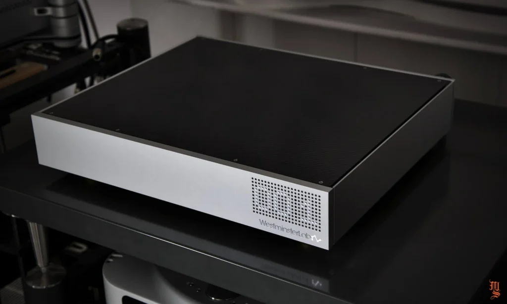 Mono Amp Stereo Sur Le WestminsterLab Quest 18
