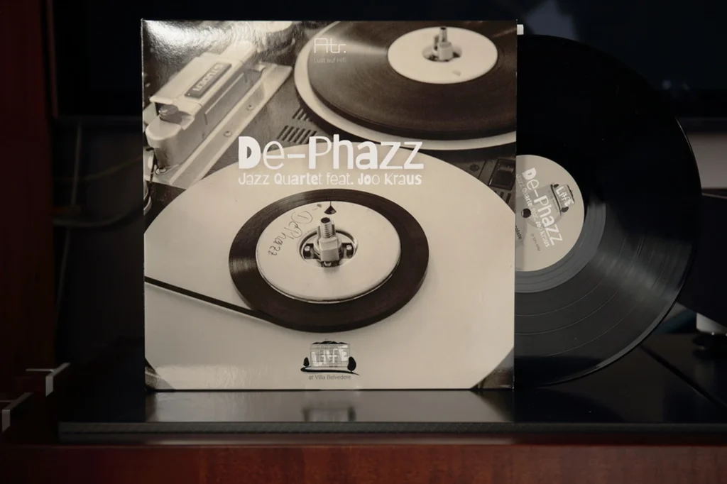 Positive-Feedback sur le phono Mola-Mola Lupe 09