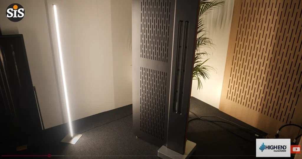 SIS Sur Les Enceintes Ditpyque Audio Reference 5