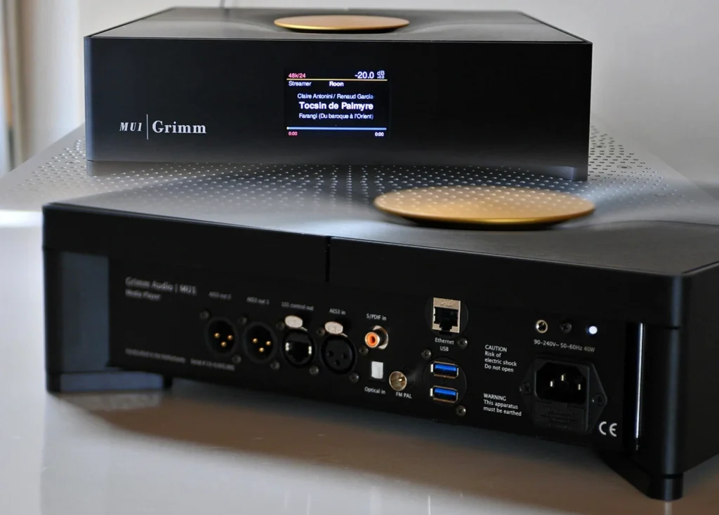 Six Moons Sur Le Grimm Audio SB1 03