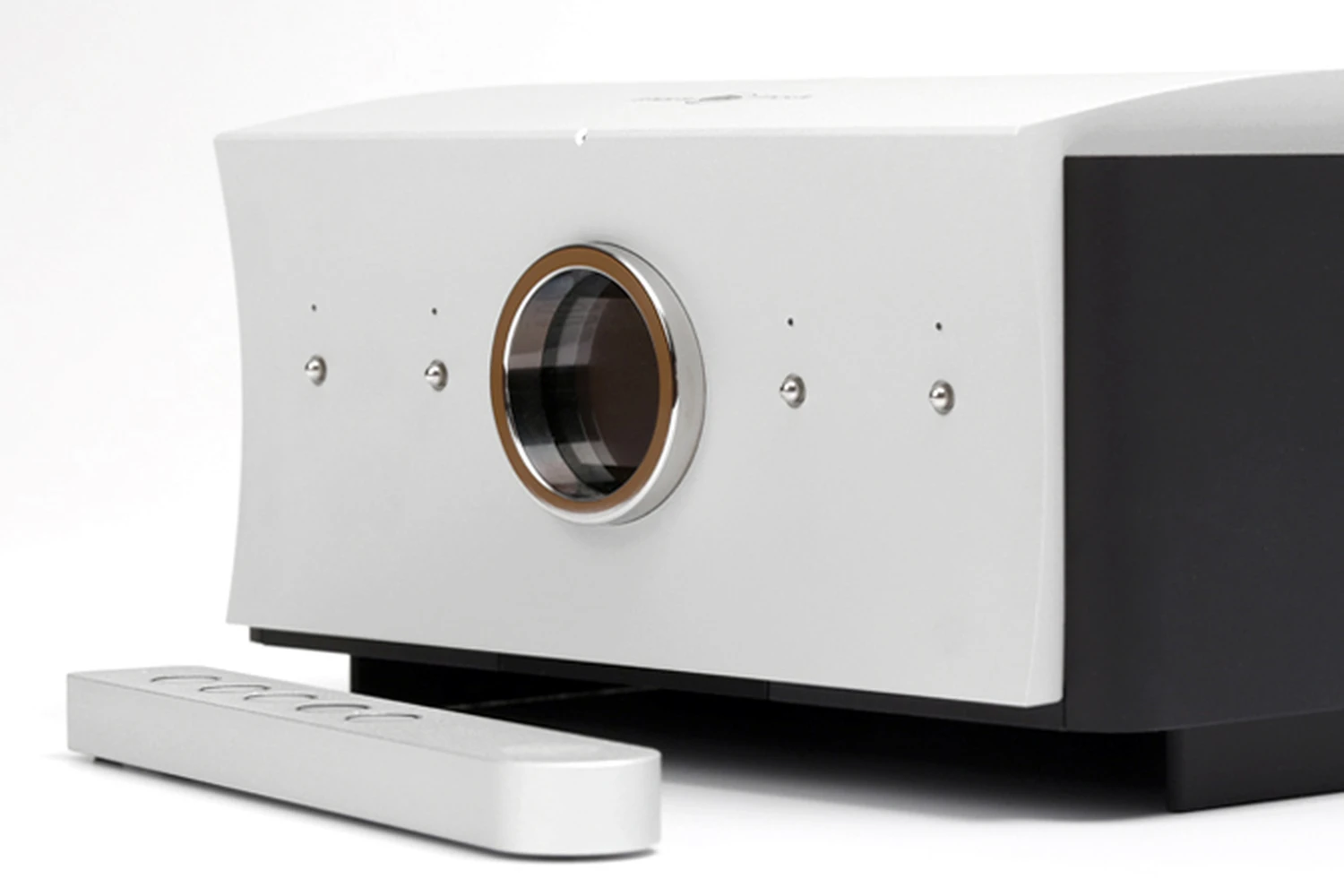 SoundStage Ultra sur le phonostage Mola-Mola Lupe 03