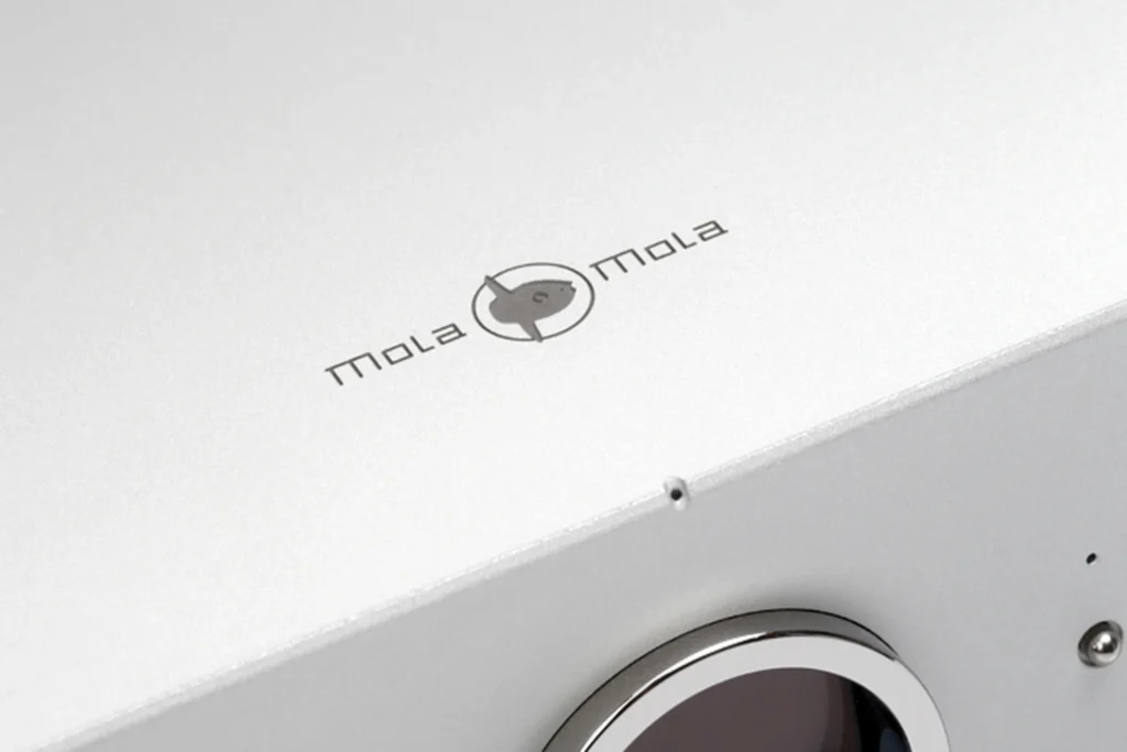 SoundStage Ultra sur le phonostage Mola-Mola Lupe 05