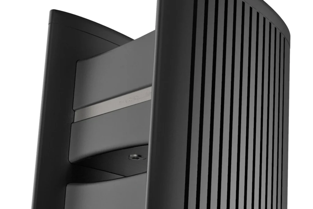 SoundStage Sur Le Halcro Eclipse Stereo 07