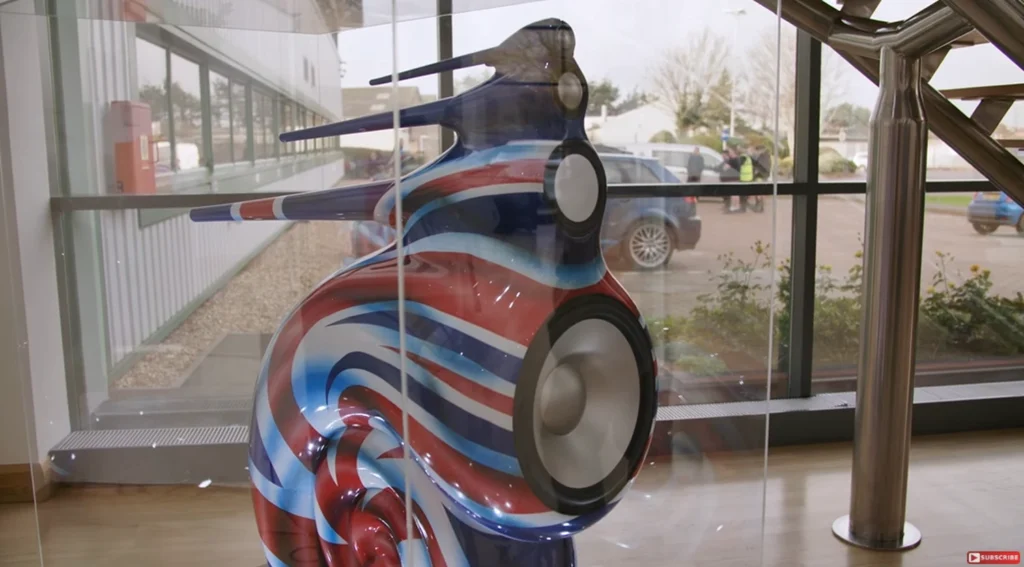 SoundStage Sur Les Tubes Conique De Laurence DICKIE 4
