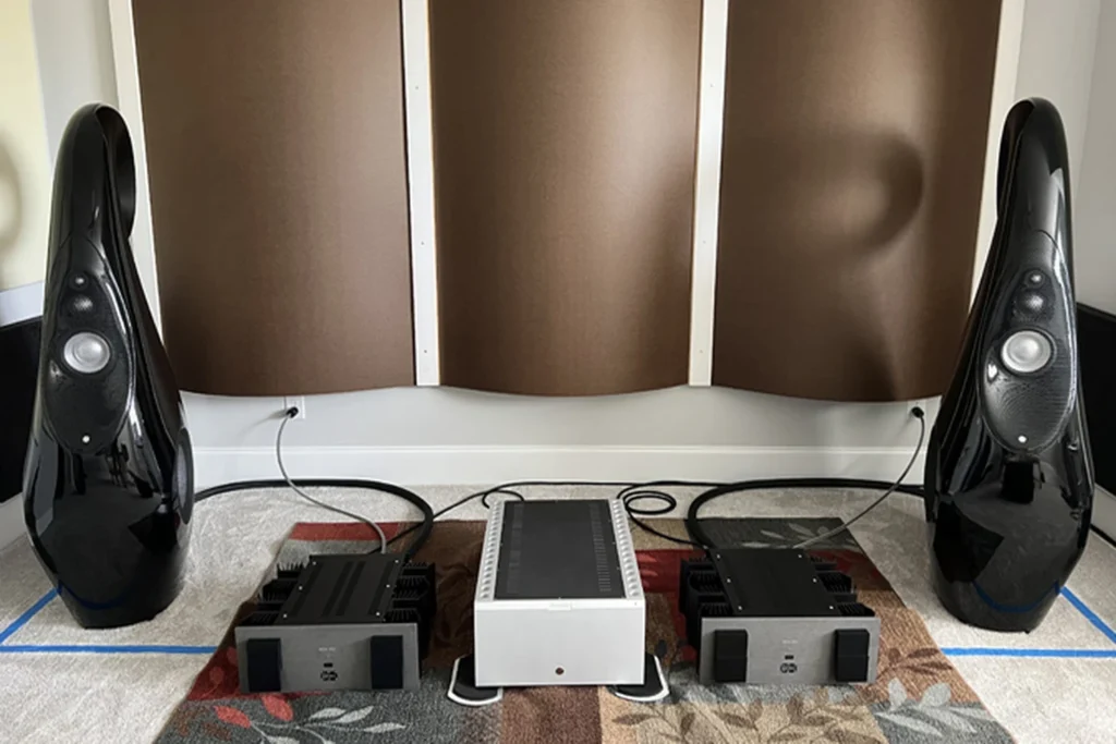 Soundstage ULTRA Sur Les Enceintes Vivid Audio Giya G1 Spirit 03