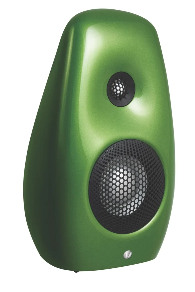The Absolute Sound Sur Les Enceintes Bibliotheque Vivid Audio Kaya S12 01