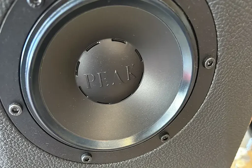 The Ear sur les enceintes Peak Consult Sinfonia 04