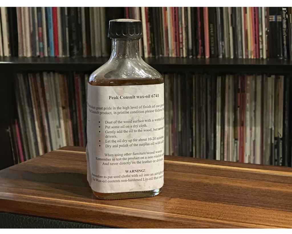 Tone Audio sur les enceintes Peak Consult Sinfonia 01