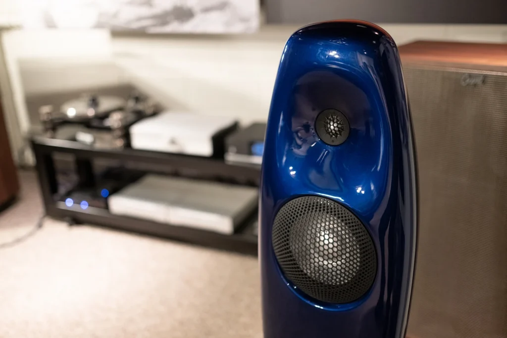 Twittering Machines Le Tour Des Vivid Audio Chez GTT Audio 11