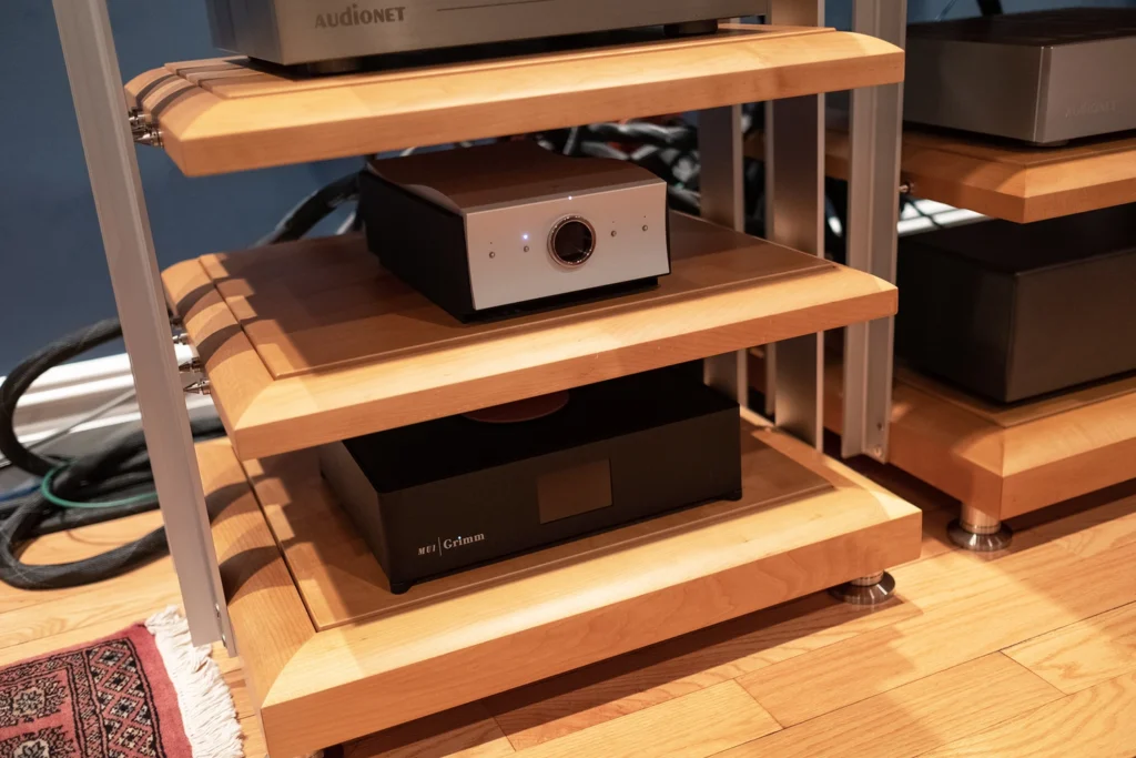 Twittering Machines Le Tour Des Vivid Audio Chez GTT Audio 20