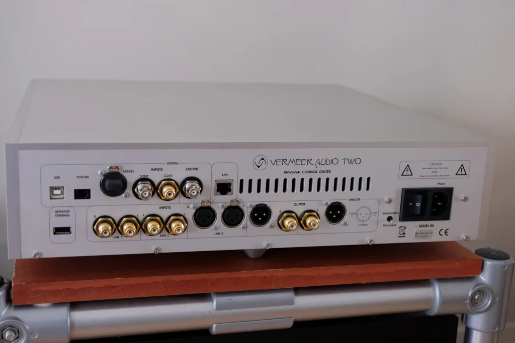 Voir Emouvoir Vermeer Audio Two 4